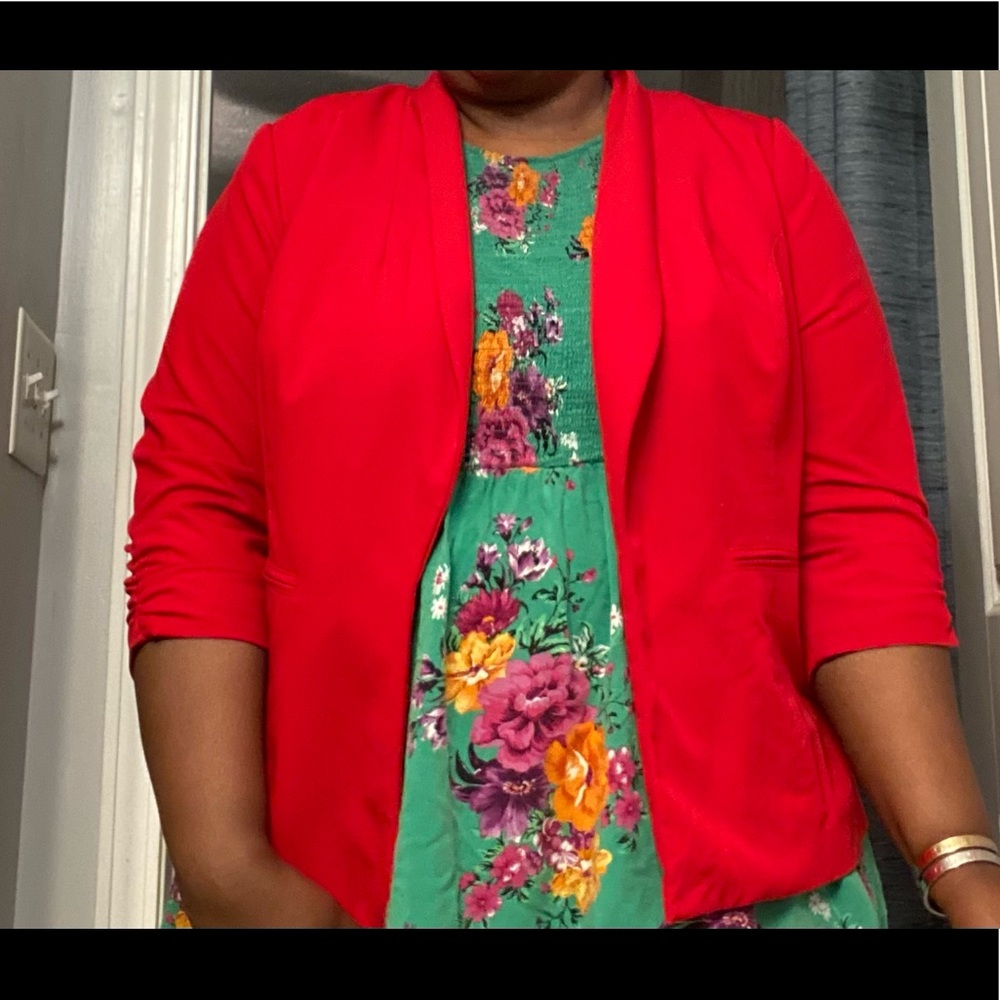 Red blazer - Picture 1 of 4